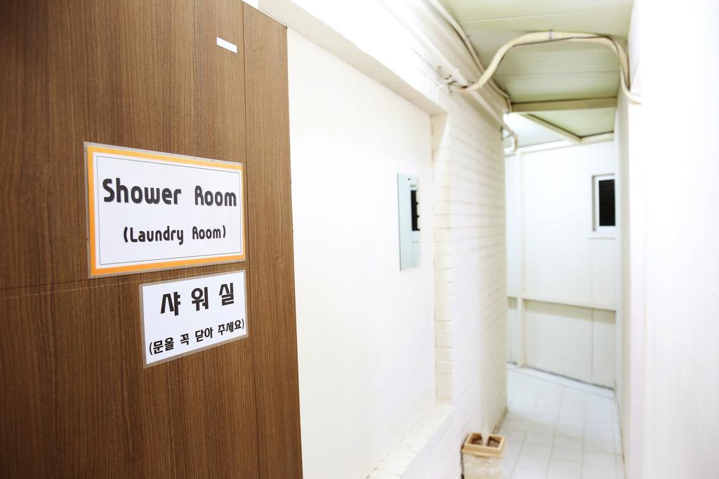 Seoul Myeongdong Stay Екстер'єр фото