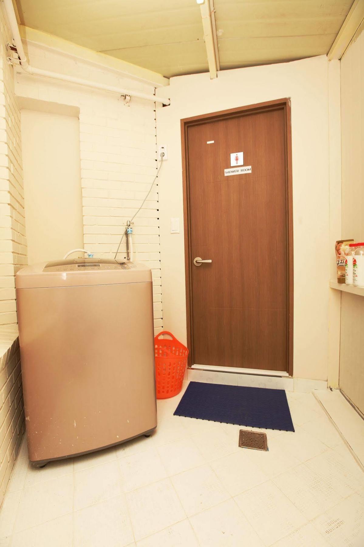 Seoul Myeongdong Stay Екстер'єр фото