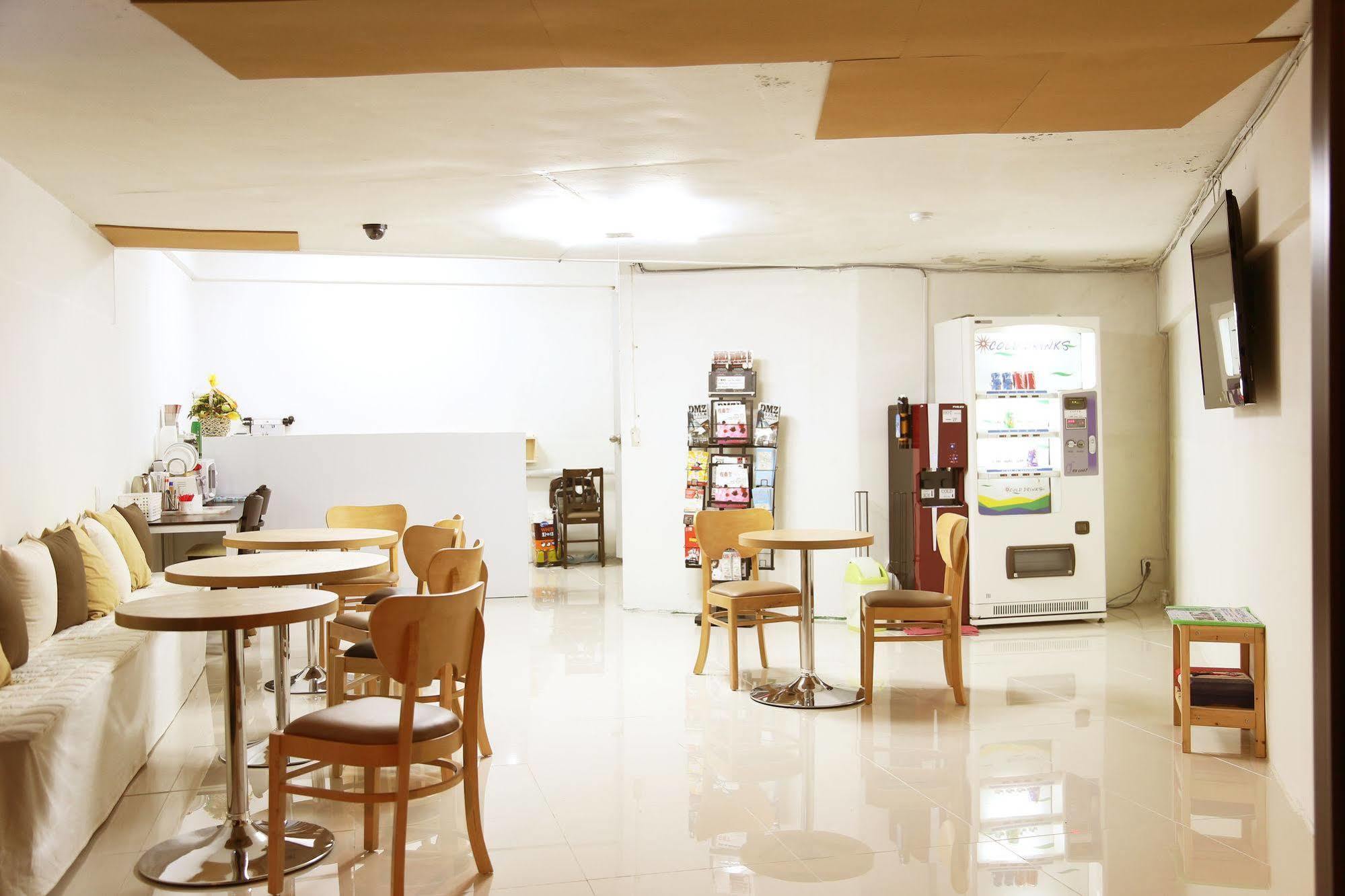 Seoul Myeongdong Stay Екстер'єр фото
